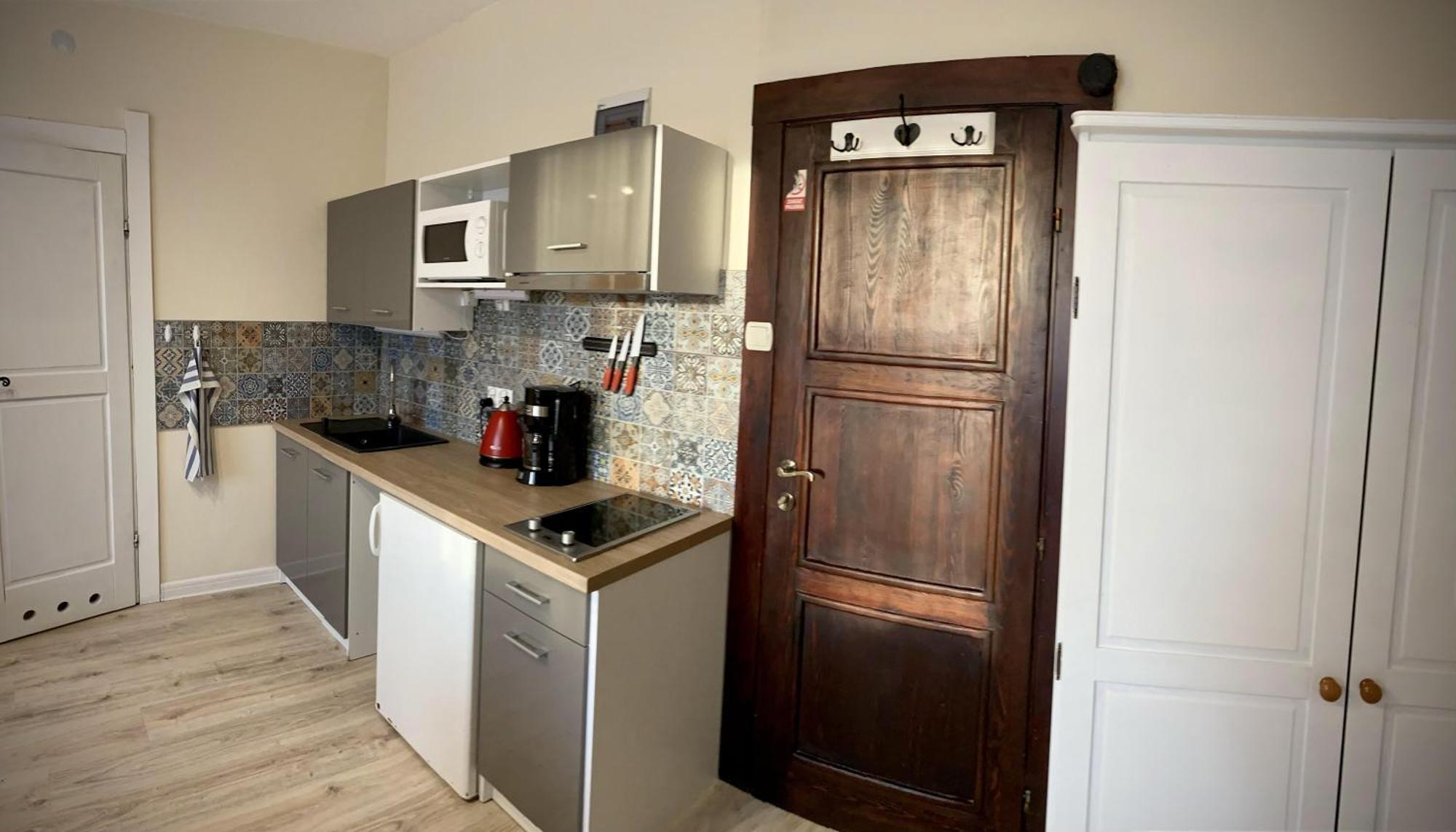 Villa Pod Orzechem W Zaniemyslu Εξωτερικό φωτογραφία