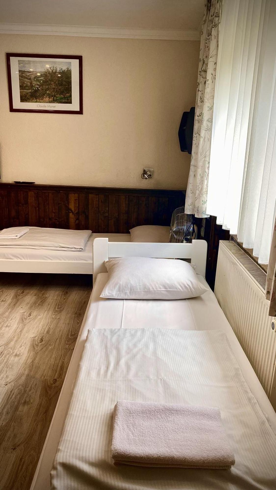 Villa Pod Orzechem W Zaniemyslu Εξωτερικό φωτογραφία