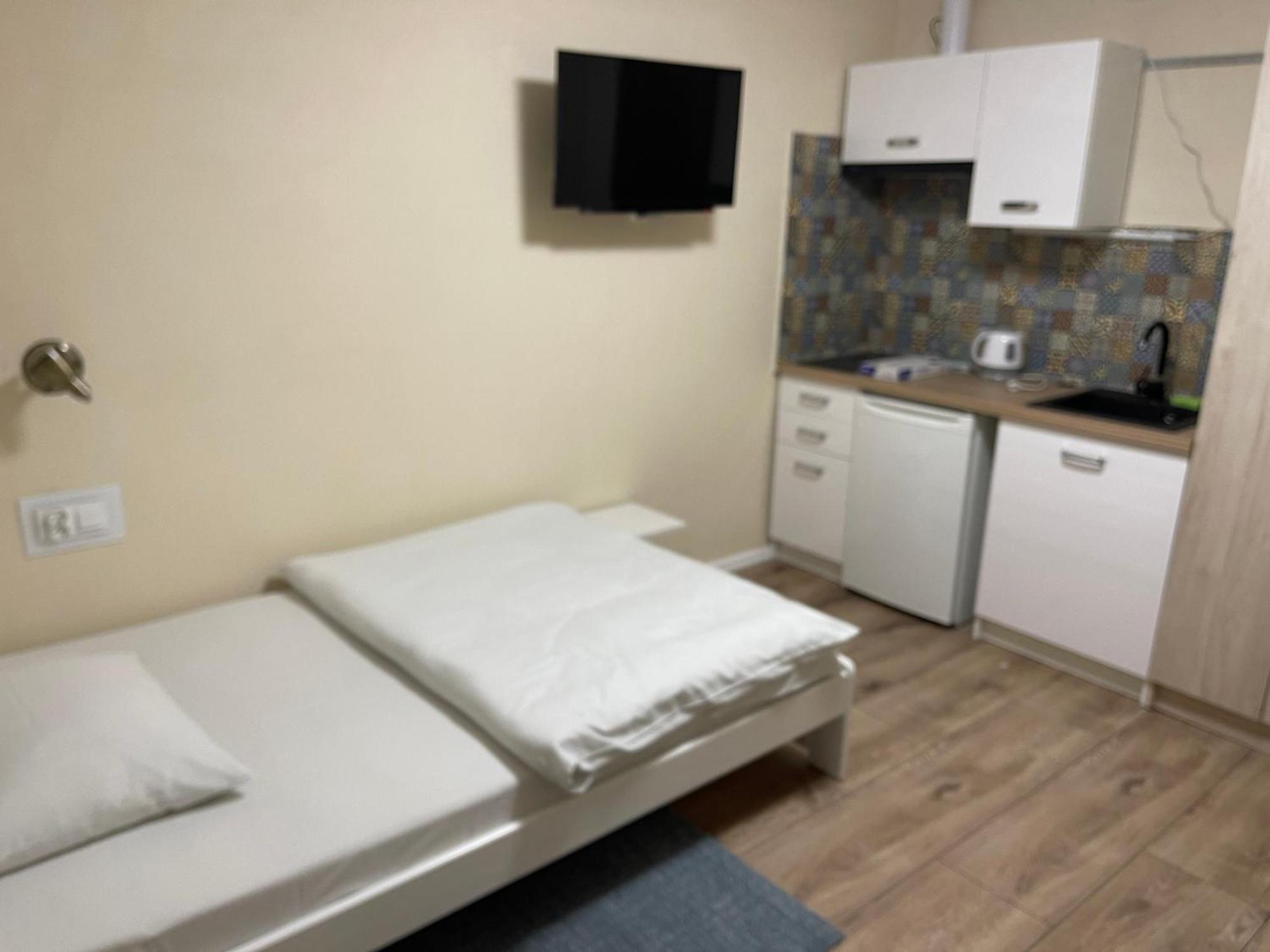Villa Pod Orzechem W Zaniemyslu Εξωτερικό φωτογραφία