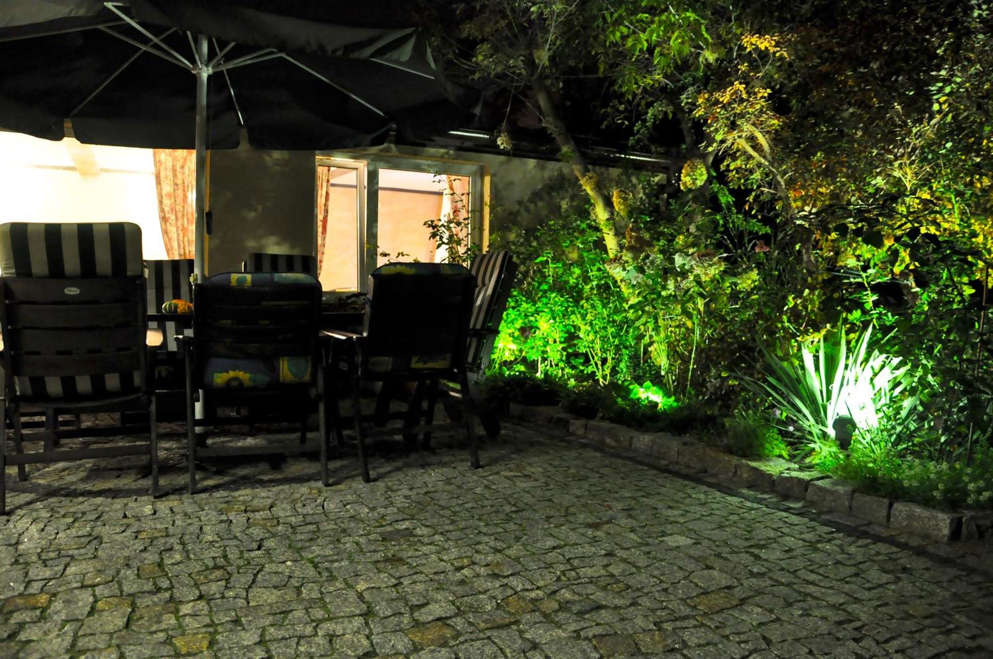 Villa Pod Orzechem W Zaniemyslu Εξωτερικό φωτογραφία