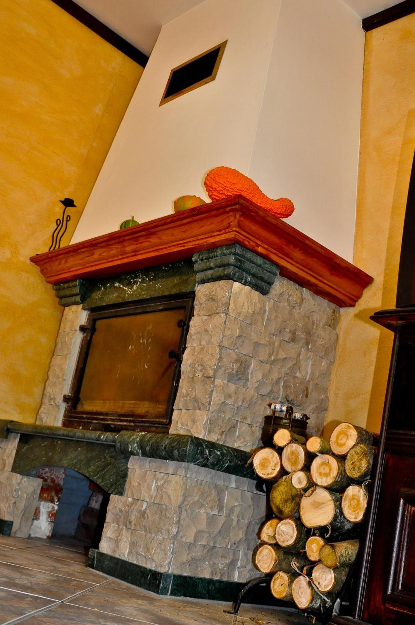 Villa Pod Orzechem W Zaniemyslu Εξωτερικό φωτογραφία